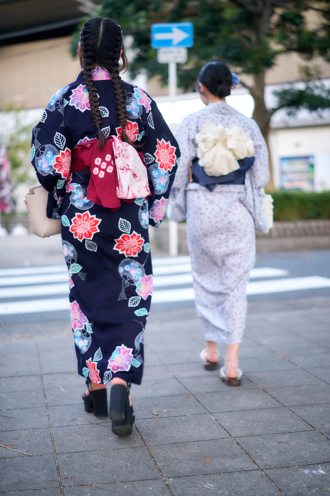 Elevate Your Style Crafting a Capsule Wardrobe with Kimonos